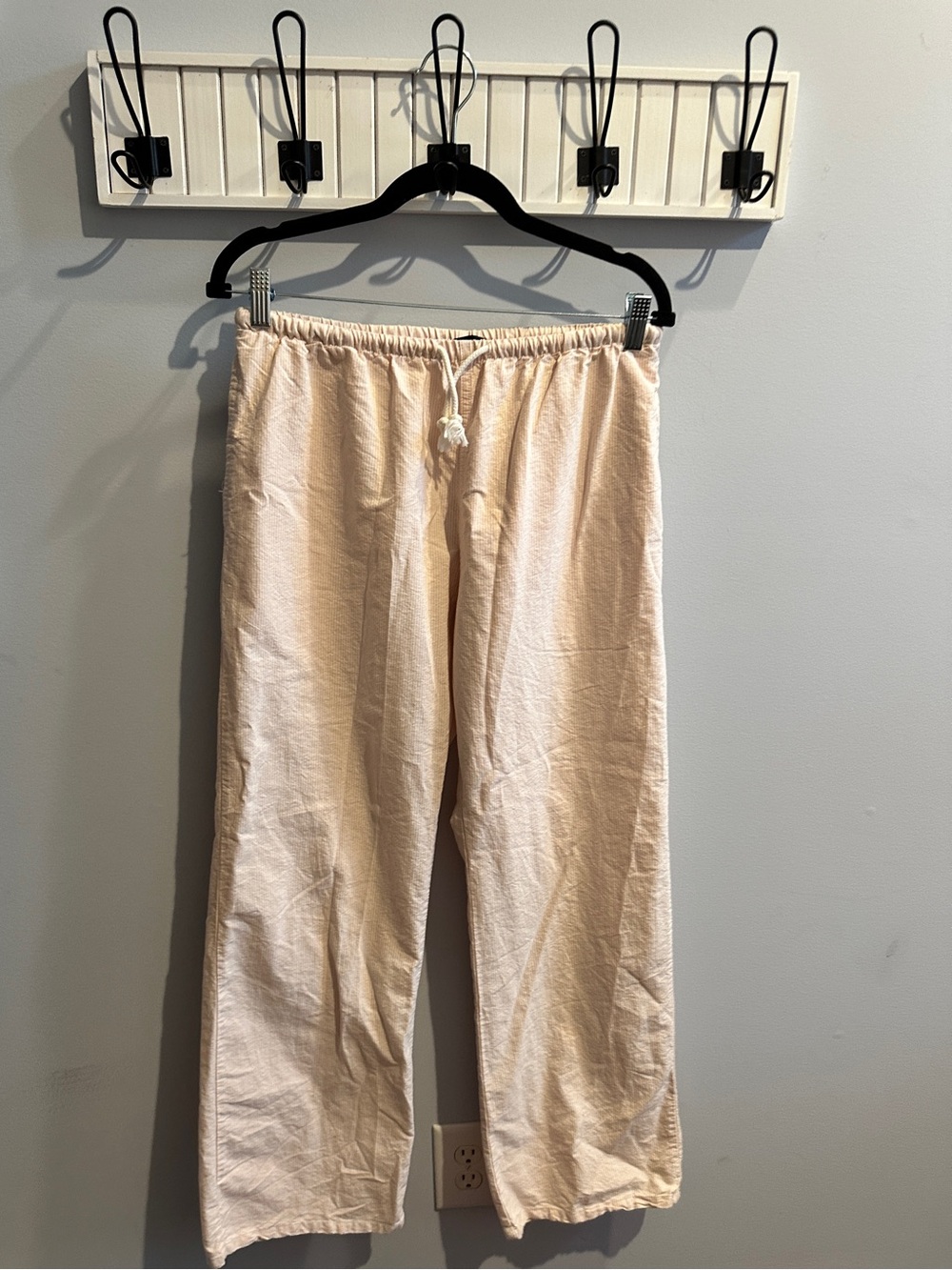 Brandy Melville Stripped Drawstring Flowy Pants